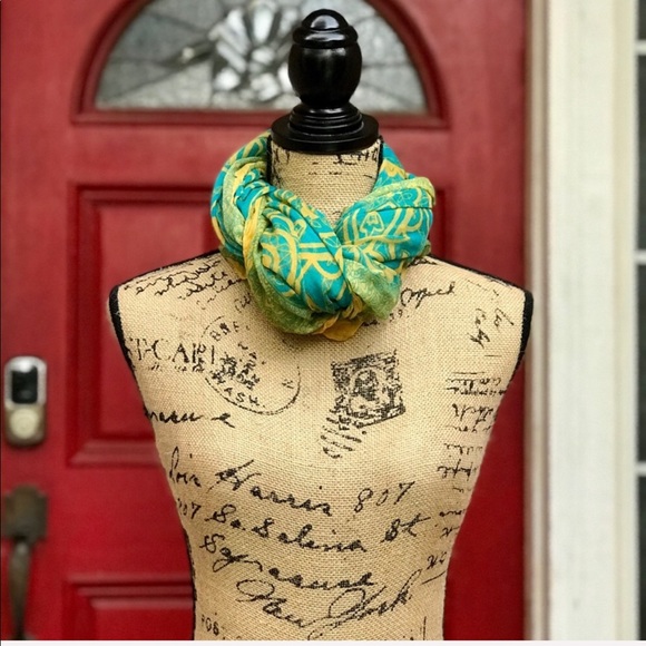 Teal Light Weight Scarf, coverup or sarong - Picture 4 of 4